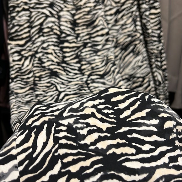 SOLD Little moon zebra julep pant - Picture 6 of 6